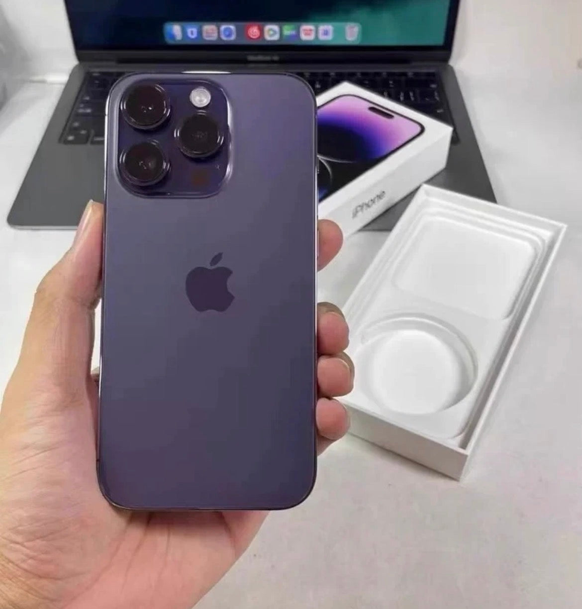 Apple iPhone 14 Pro (Unlocked)